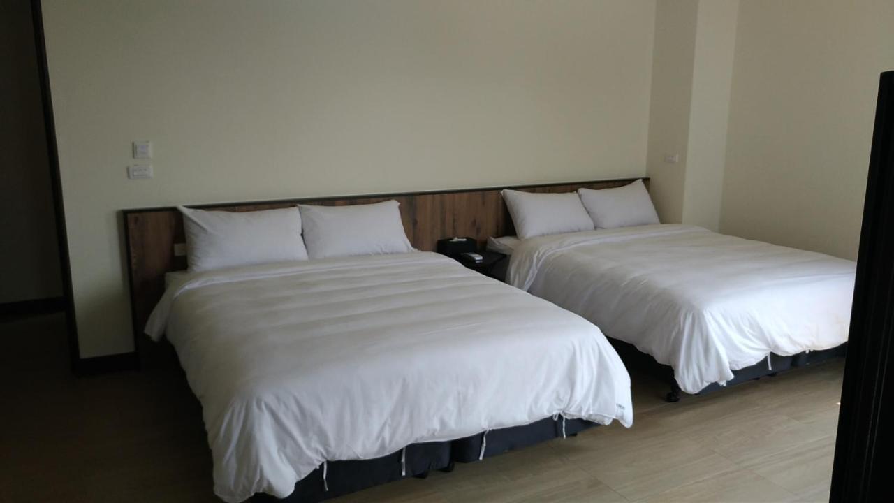 Tropical Fish B&B Magong Bagian luar foto